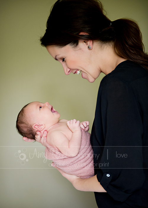Gorgeous mommy and newborn photo, Massachusetts newborn