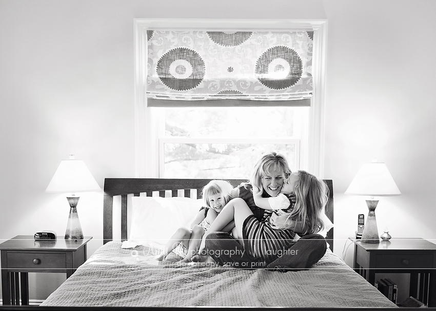 Image of mom with her daughters