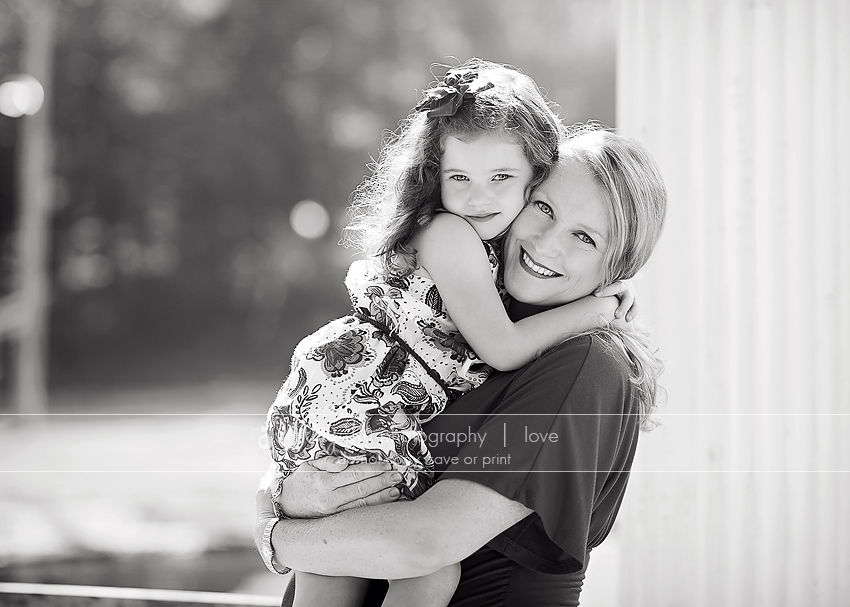 Massachusetts family photography image of mother and daughter hugging