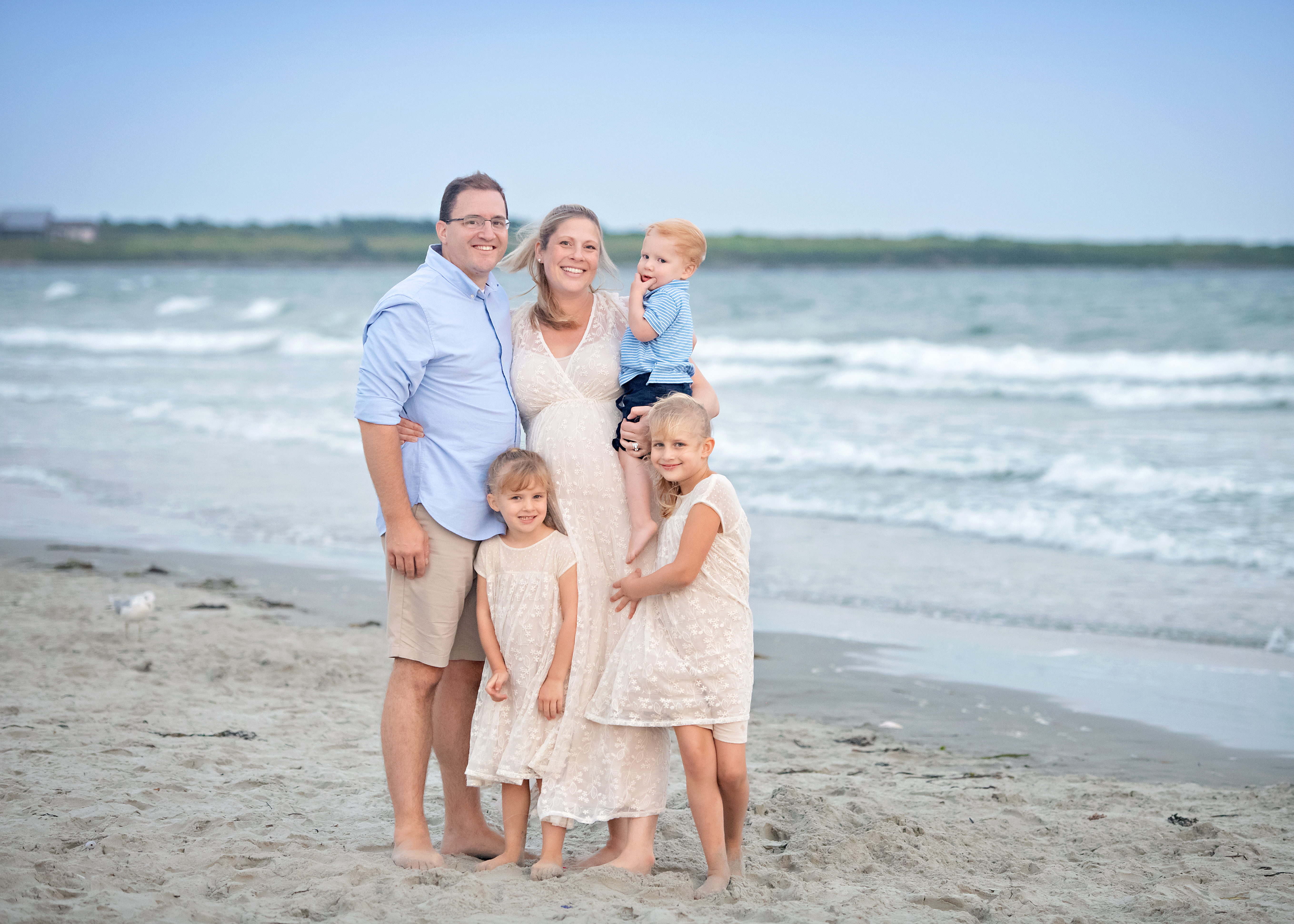 Amy Ro Photography is a maternity photographer in Newport, Rhode Island. Best maternity photographer in Rhode Island. 