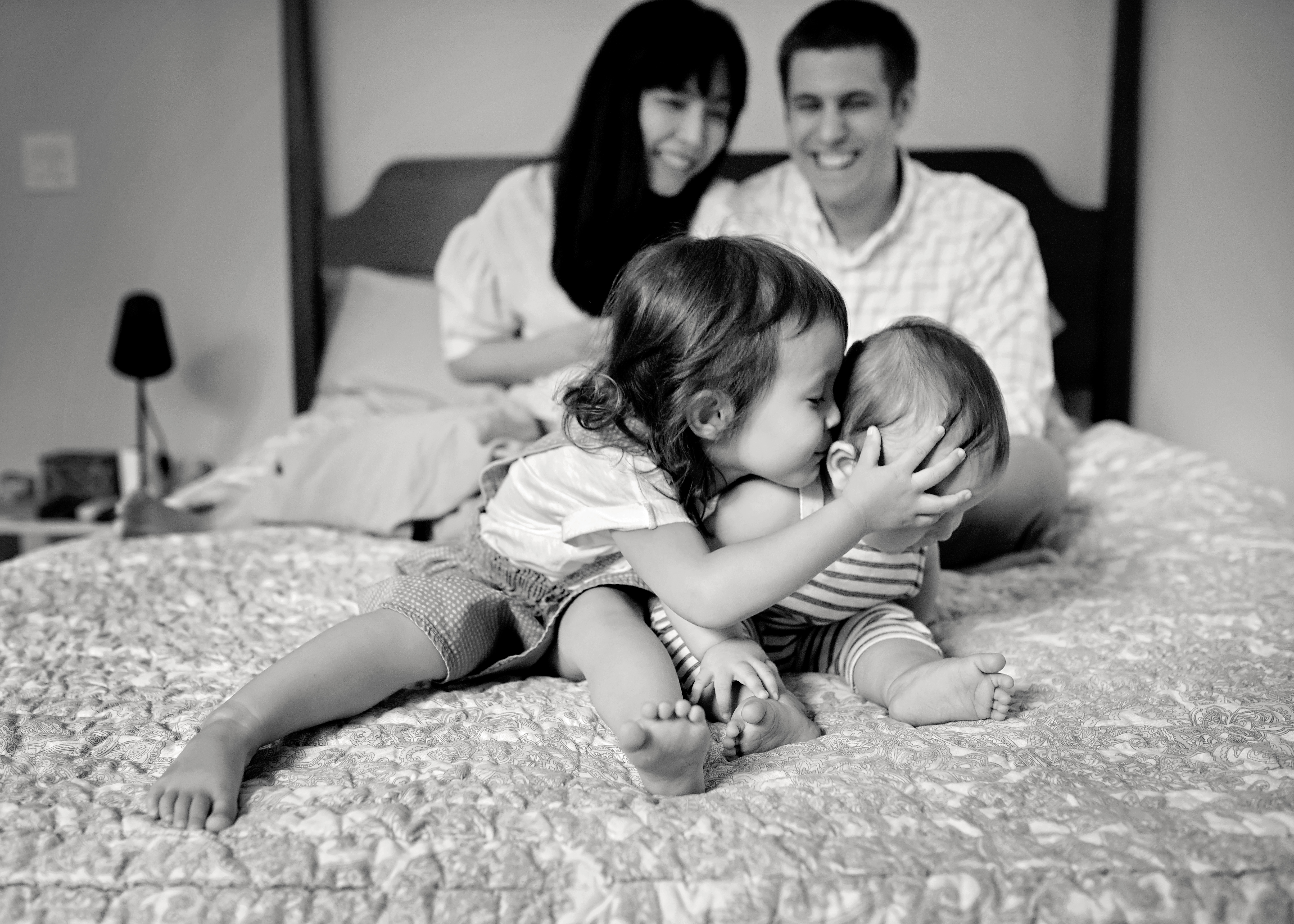 Barrington Rhode Island Family Photographer. Best in-home family photographer in West Greenwich. 