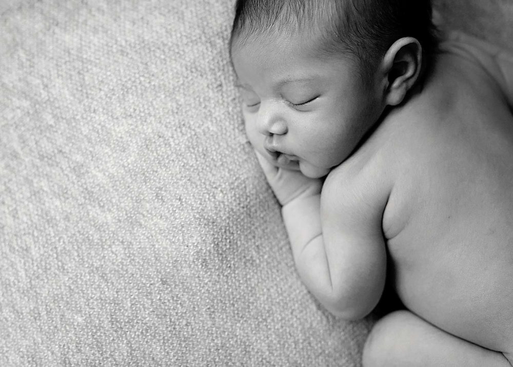 Newborn baby photos Massachusetts