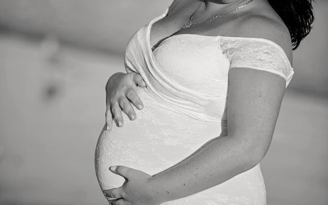 Rhode Island Maternity Portraits